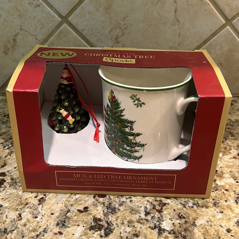 ⭐️HP⭐️Spode Mug and tree ornament